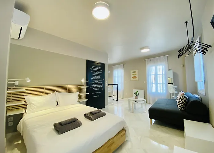 Luxury Studio In Historical Center, Syntagma-Plaka